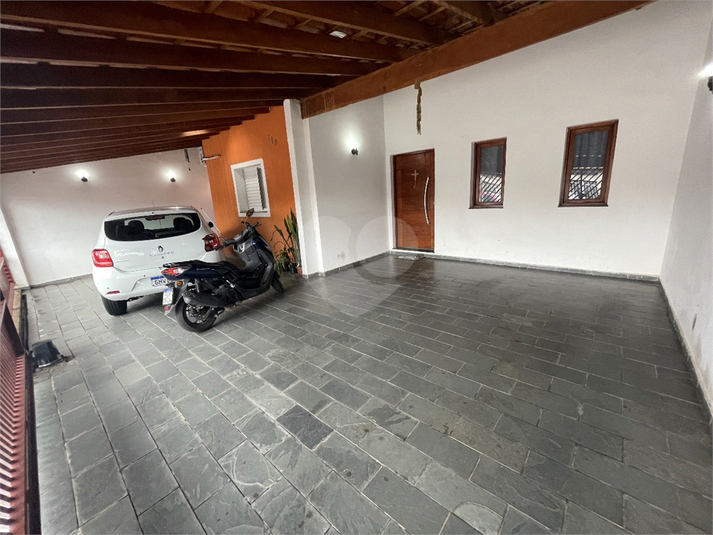 Foto REO1088039