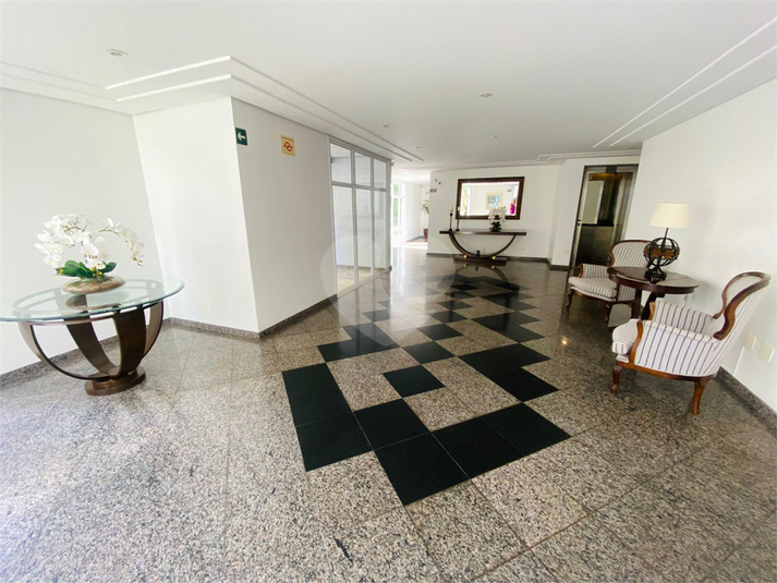 Foto REO1088044