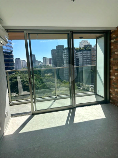 Foto REO1088156
