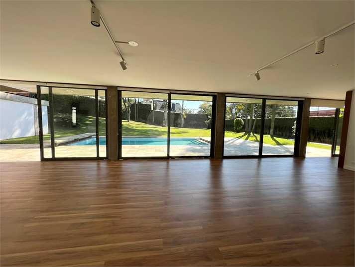 Foto REO1088196