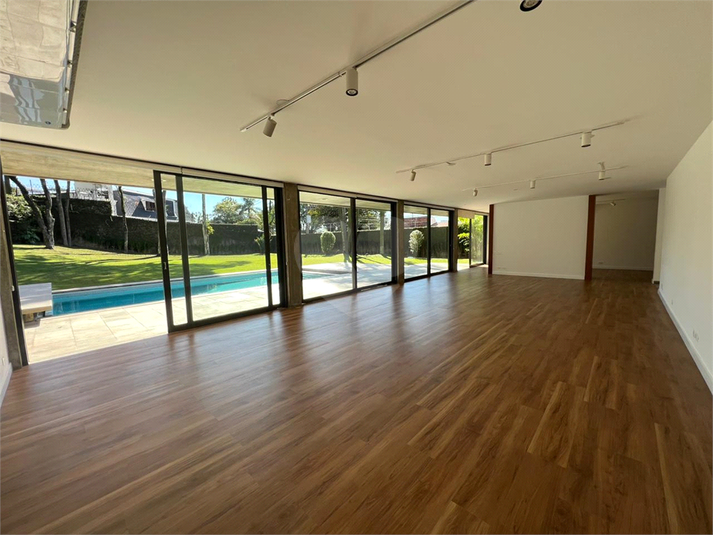 Foto REO1088196
