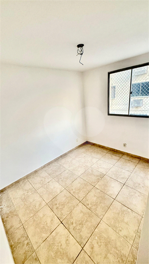 Foto REO1088200