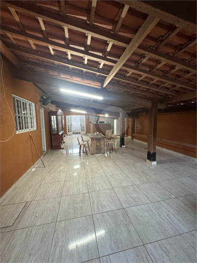 Foto REO1088202