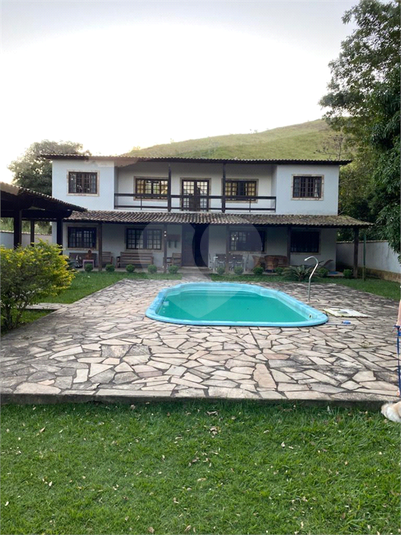 Foto REO1088235