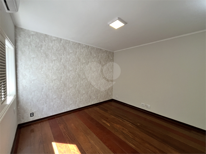 Foto REO1088319