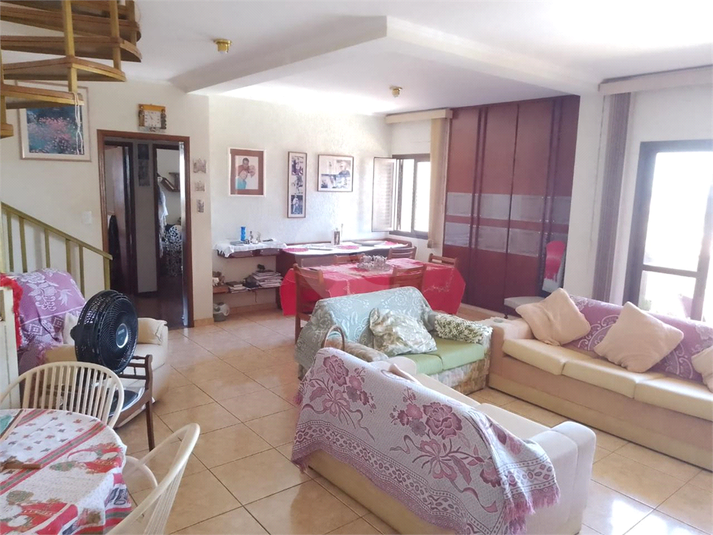 Foto REO1088330