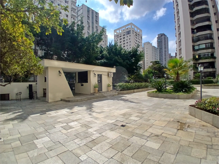 Foto REO1088332