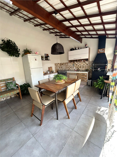 Foto REO1088356