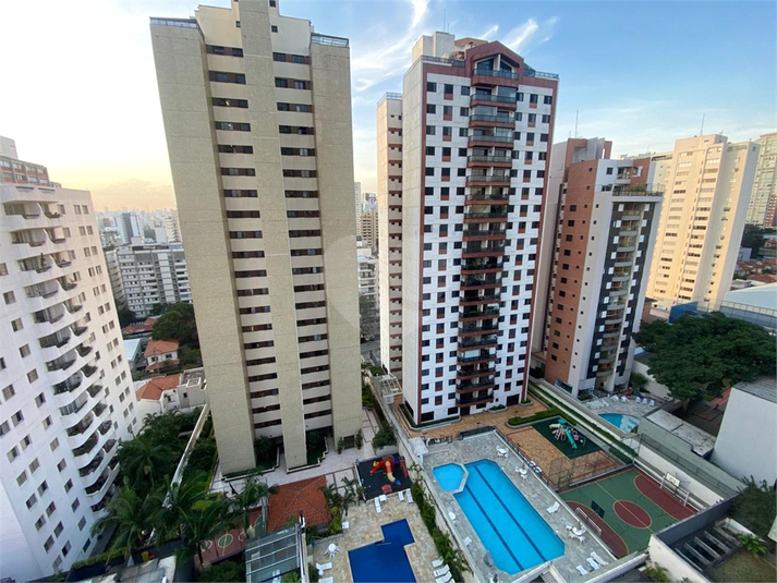 Foto REO1088383