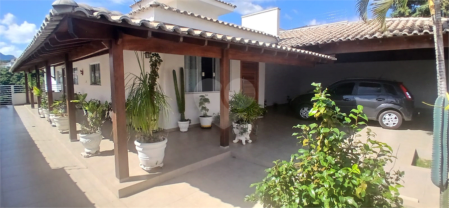Foto REO1088395