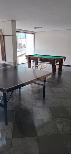 Salão e jogos infantil