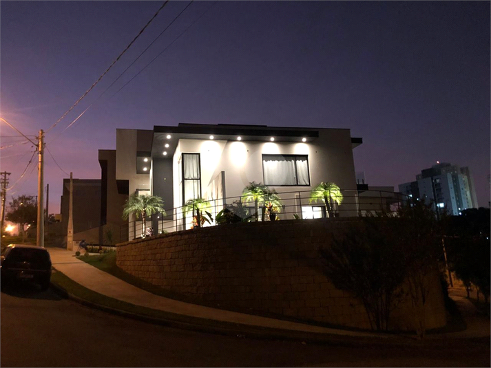 Foto REO1088438