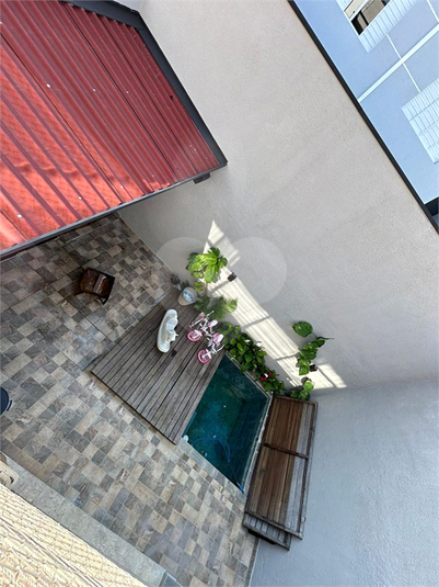 Foto REO1088459