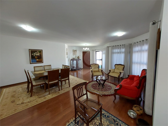 Sala com 3 ambientes