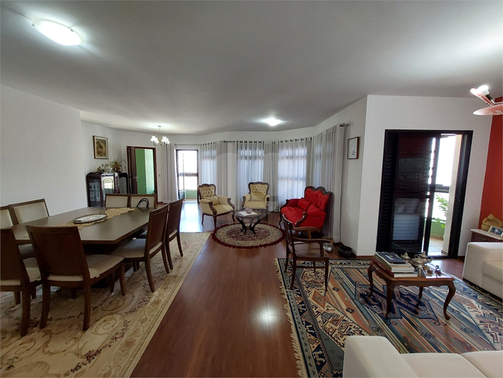 Sala com 3 ambientes