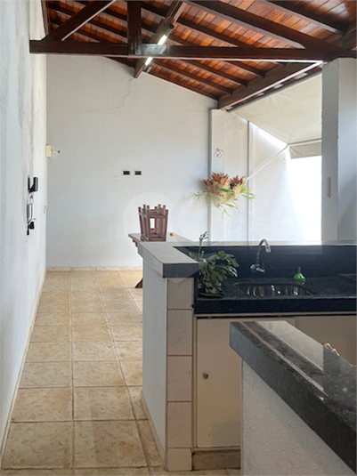 Foto REO1088533