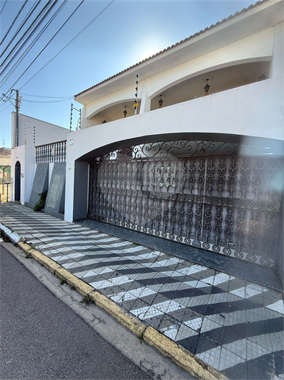 Foto REO1088566