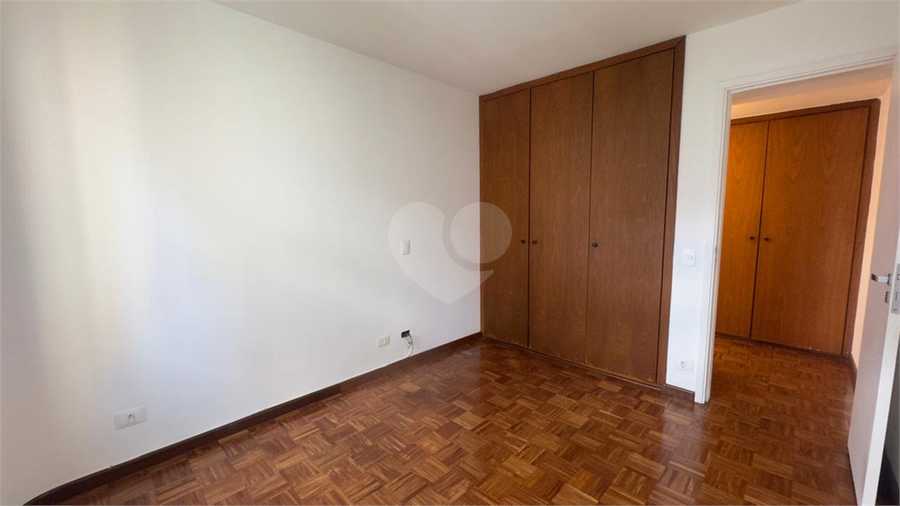 Foto REO1088567