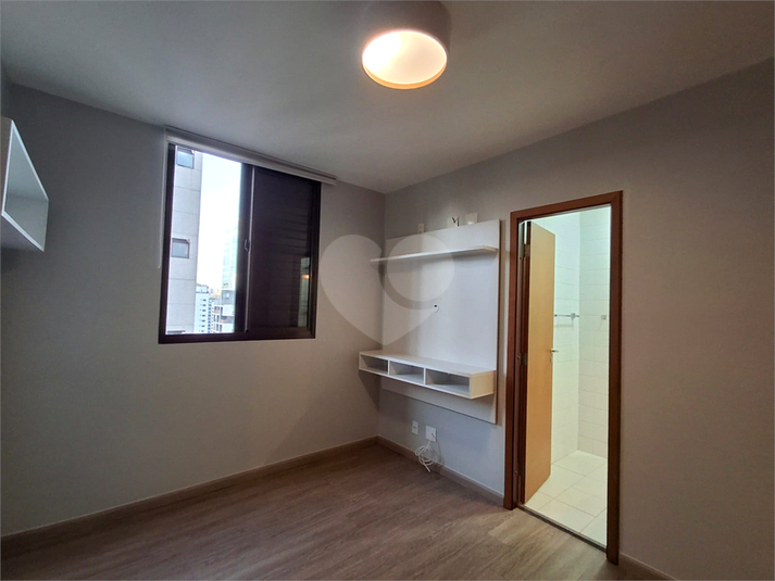 Foto REO1088629