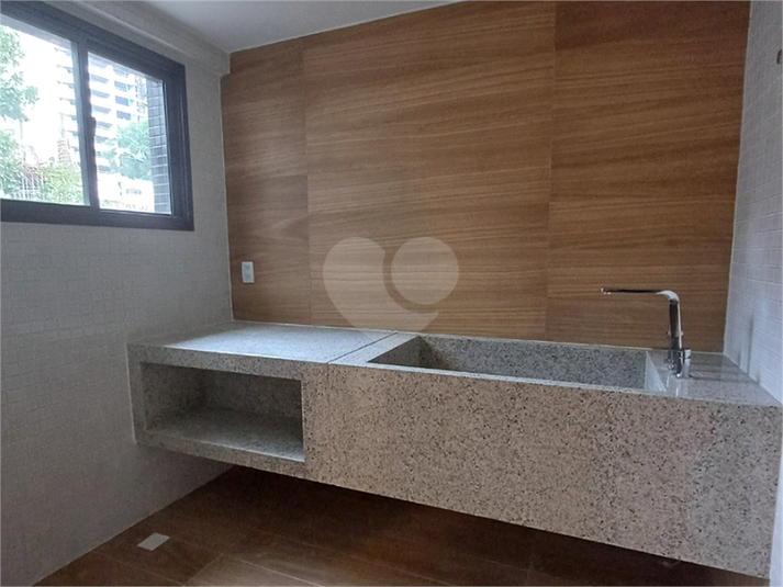 Foto REO1088670