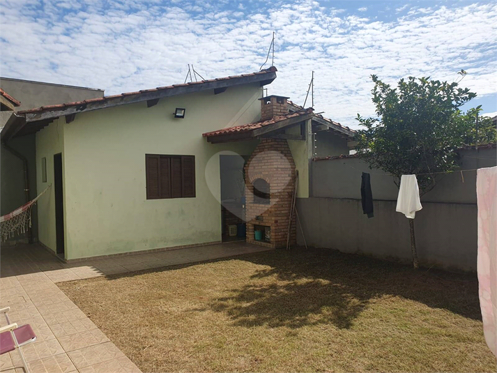 Foto REO1088754