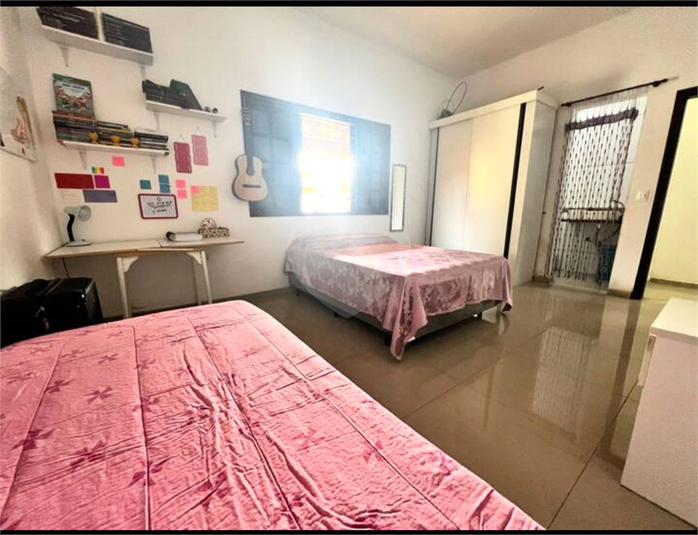 Foto REO1088775