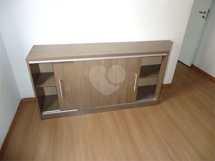 Foto REO1088900