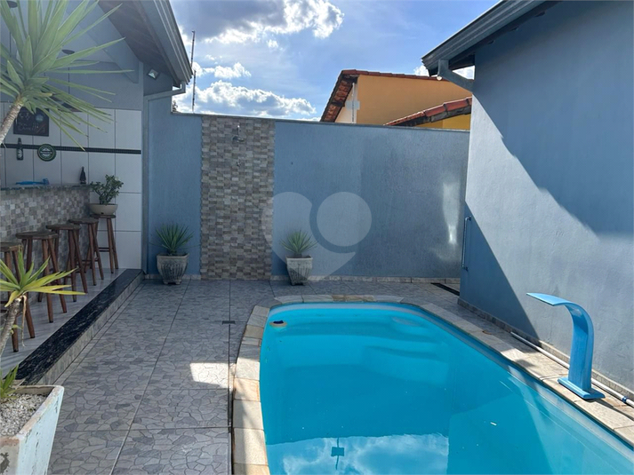 Foto REO1088910