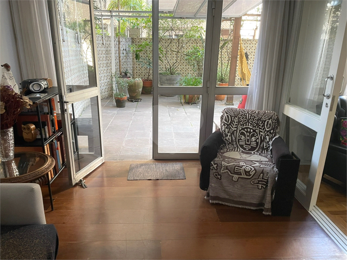 Foto REO1088935