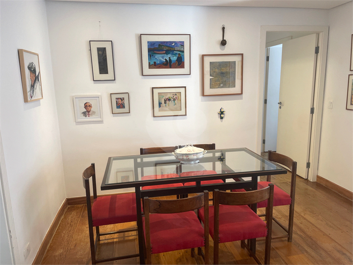 Foto REO1088936