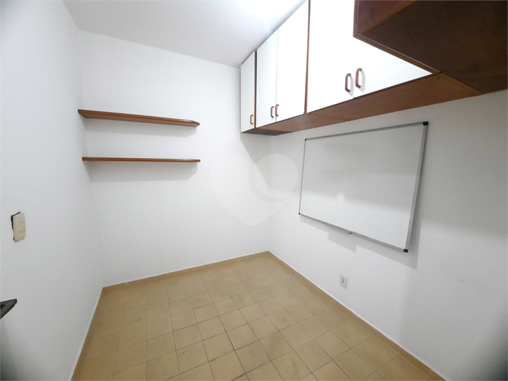 Foto REO1088939