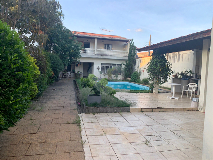 Foto REO1088948