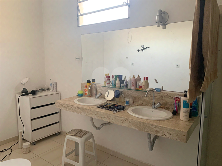 Foto REO1088948