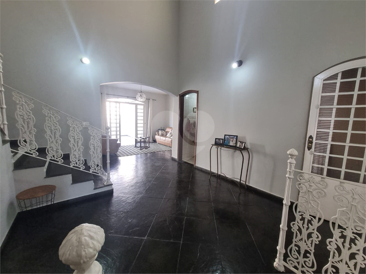 Foto REO1089100