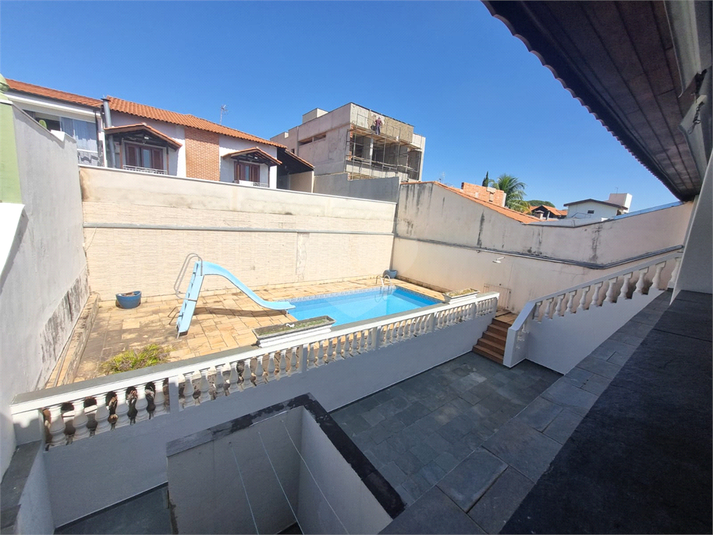 Foto REO1089100
