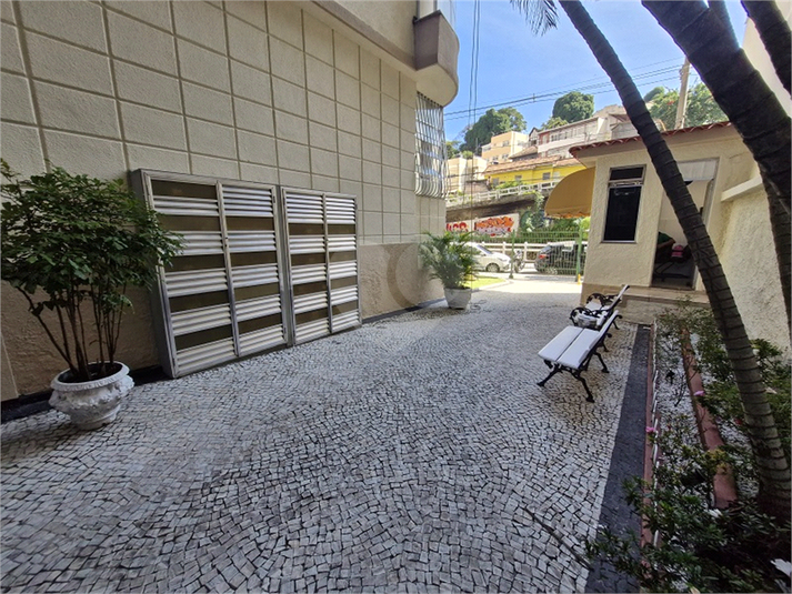 Foto REO1089130