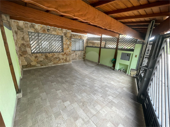 Foto REO1089139