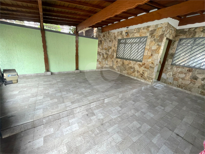Foto REO1089139