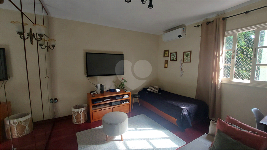 Foto REO1089141