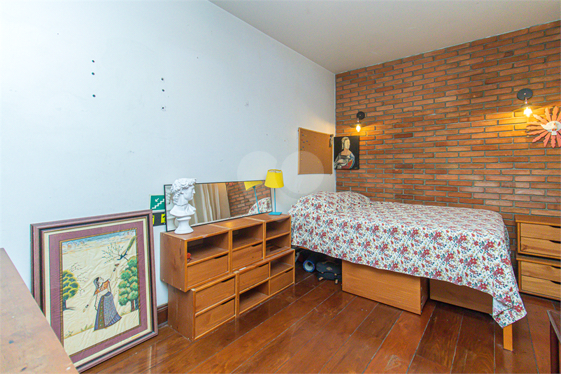 Foto REO1089175