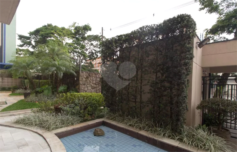 Foto REO1089185