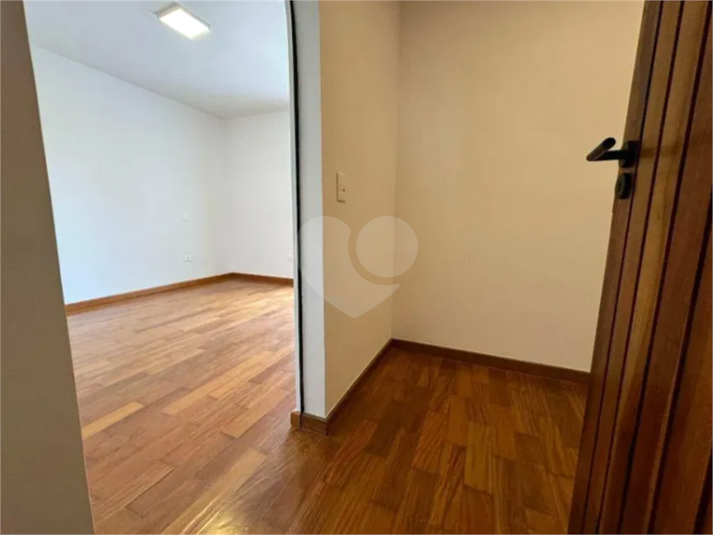 Foto REO1089269