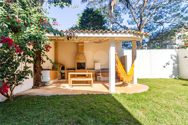 Foto REO10893