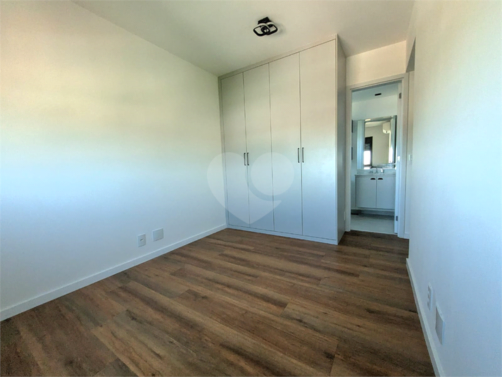 Foto REO1089338