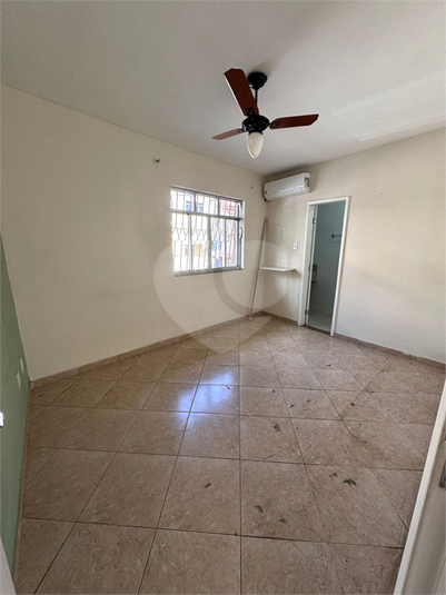 Foto REO1089386