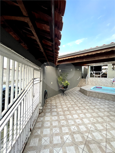 Foto REO1089389