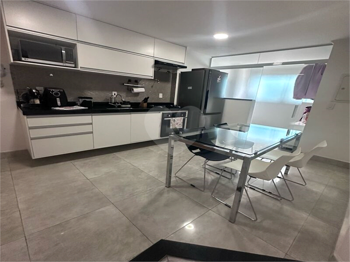 Foto REO1089400