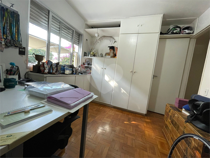 Foto REO1089428