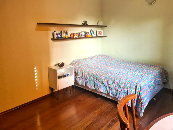 Foto REO1089476
