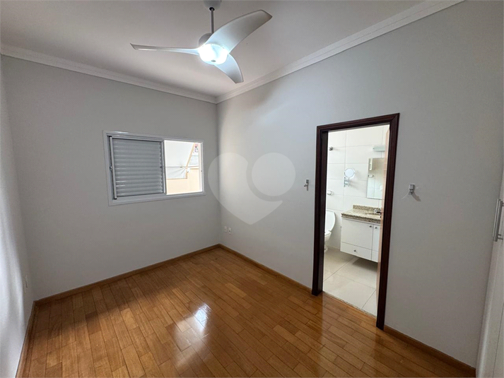 Foto REO1089525